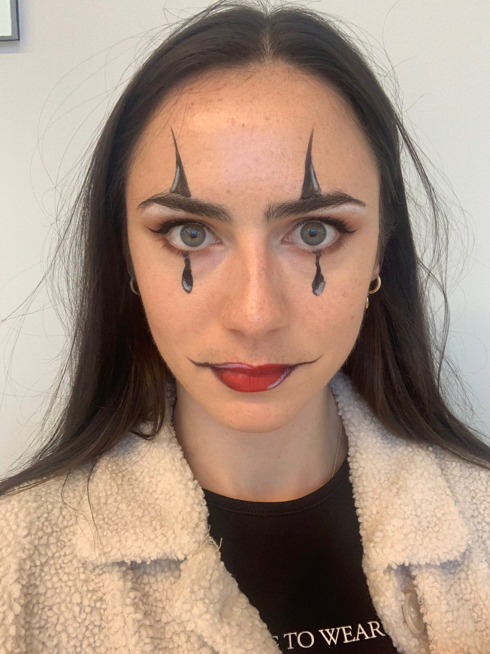 Graphic Black Liner: Tears and the Elongated Smile